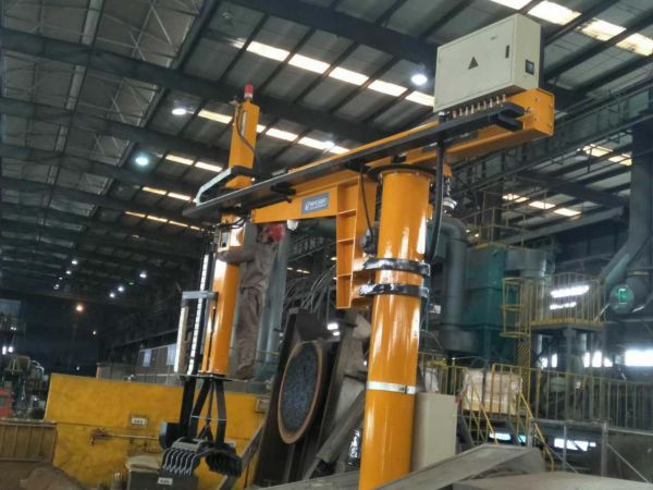 鋼廠撈渣機器人